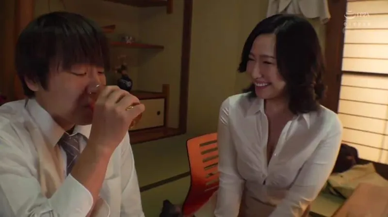 Kế hoạch làm thịt cậu nhân viên non tơ của chị sếp dâm