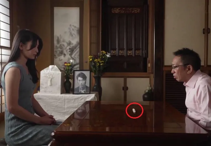 Một ngày sau tang lễ chồng, người yêu của con trai đã bị bố chồng ép đụ không bao đến mang thai